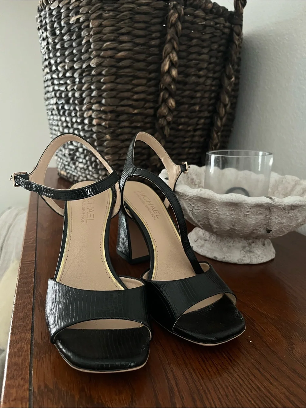 Michael Shannon Black Textured Block Heel Sandals - Picture 3 of 3